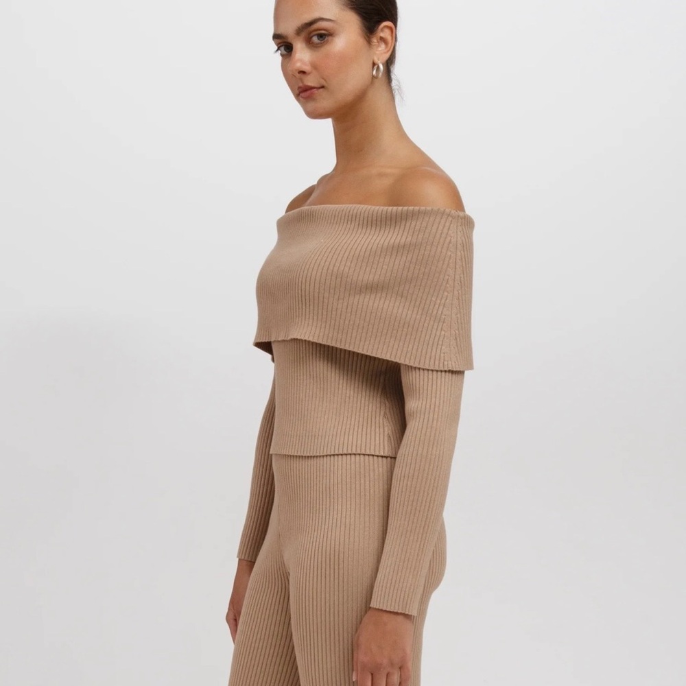 Brunette The Label Off-Shoulder Sweater in Beige
